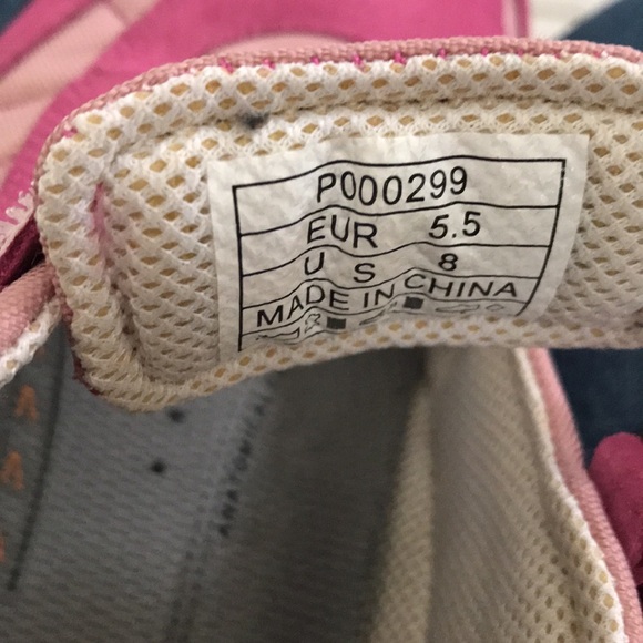 Women’s Mephisto Cancer Awareness Shoes - Picture 7 of 7